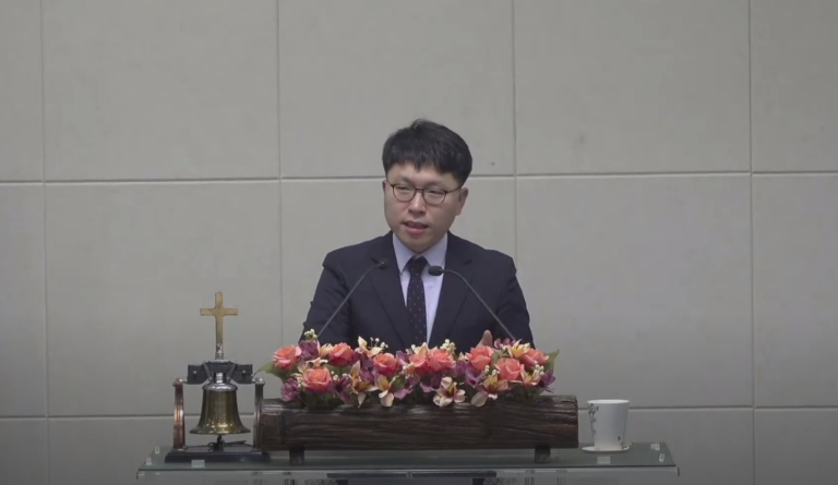[복음메시지] 믿음으로 나아가는 교회 (히 12:1-3)